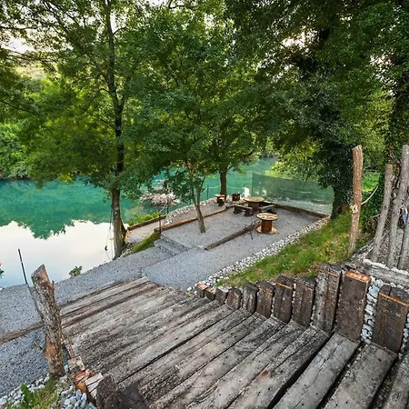 度假居 Via River 波德戈里察